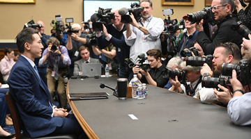 ﻿妍之有理丨他们怕什么？