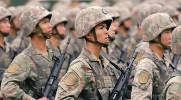 震撼出征！驻港部队赴粤东进行野外实战化训练