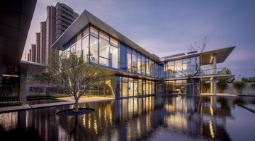 德信中国拟1.02亿元出售芜湖鼎祥房地产35%股权，所得款项将用于一般运营资金