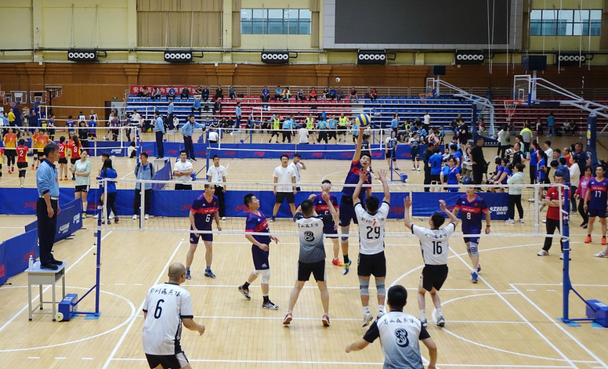 河南省气排球联赛总决赛郑州落幕