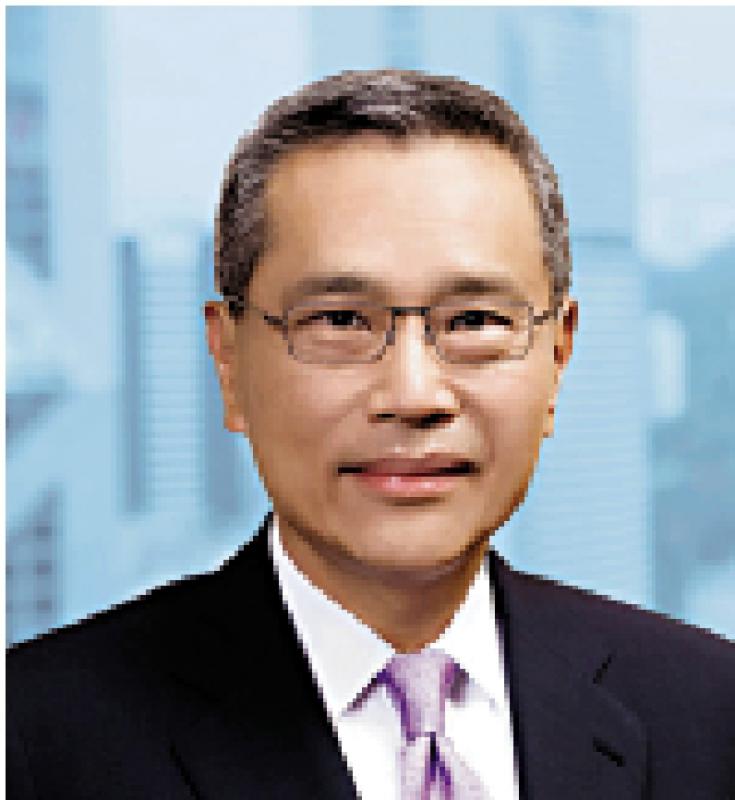 经验丰富/郑维新担任汇丰银行非执董