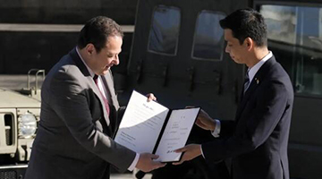 日本将向乌克兰提供100辆军车和3万份口粮