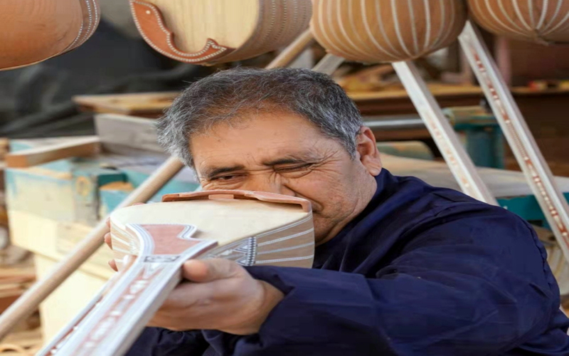 写在第十八个文化和自然遗产日到来之际：天山南北非遗绽放时代新韵