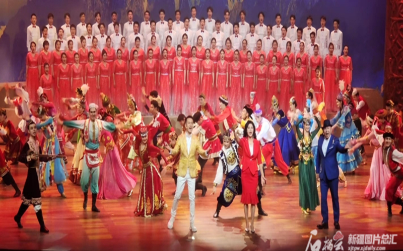 新疆旅发大会来了 | “新歌唱新疆”唱响喀什