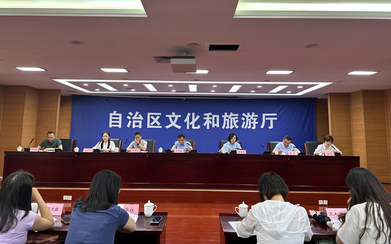 “新线路·新发现”新疆文旅厅发布假日游专线