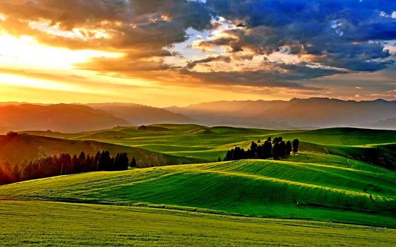 新疆这八条旅游线路 让你避开假期热门景点