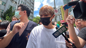 台湾警方确认炎亚纶涉偷拍私密片 将调查有无其他受害者