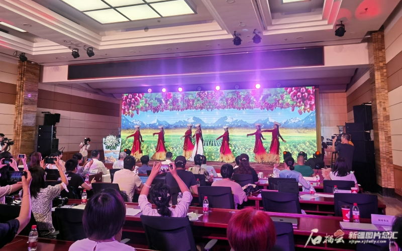 新疆秋冬季文旅资源推介会在京举办