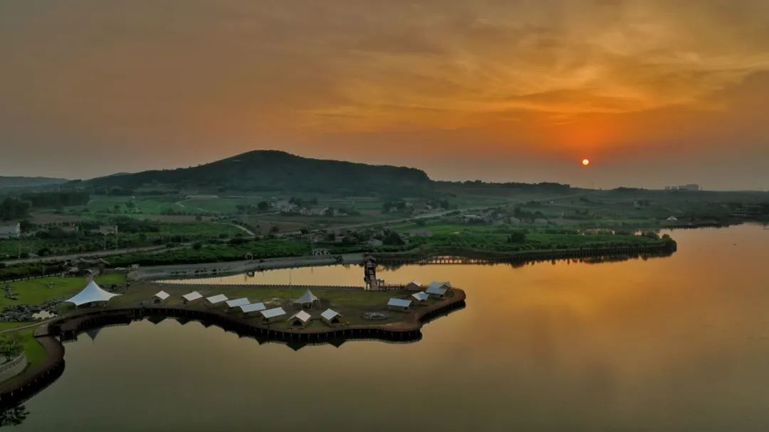 安徽巢湖「『夏』一站 尖山湖」遊泳嘉年華活動歡樂登場