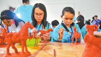 趣研学 探秘唐三彩