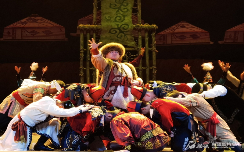 聽，《瑪納斯》傳唱的聲音