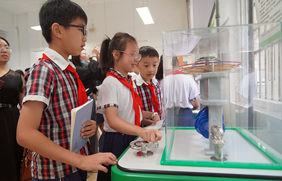 近距離感受科技魅力 「中國流動科技館」走進巢湖