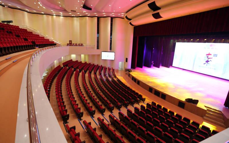 舞蹈节剧场连连看丨写字楼里有剧院