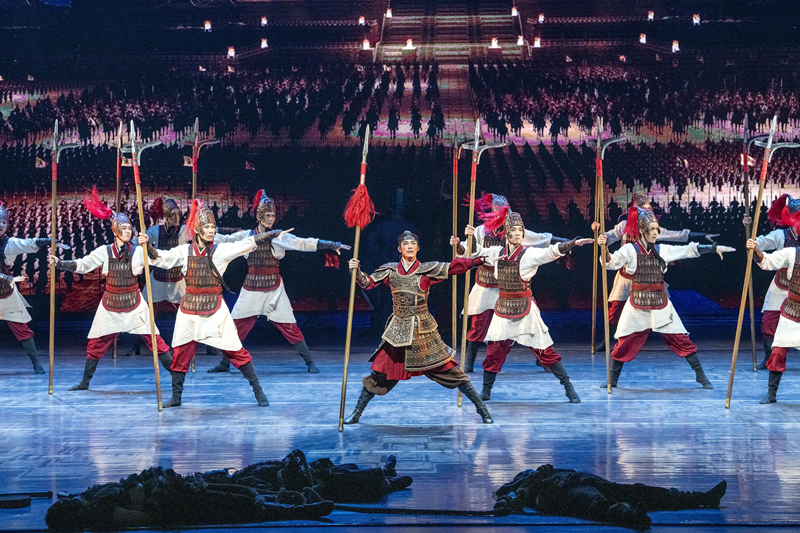 共同體美學意象的歷史重現和啟示——析舞劇《五星出東方》