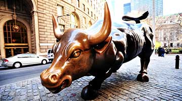 利好政策带动A股三大指数齐升 专家：市场情绪改善A股有望反弹