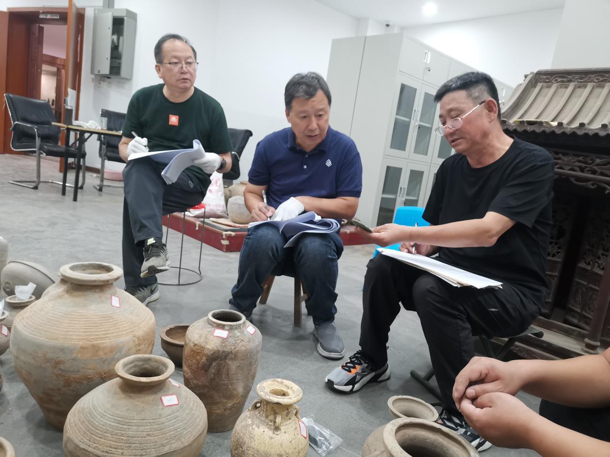 河南中牟開展出土文物定級入庫工作