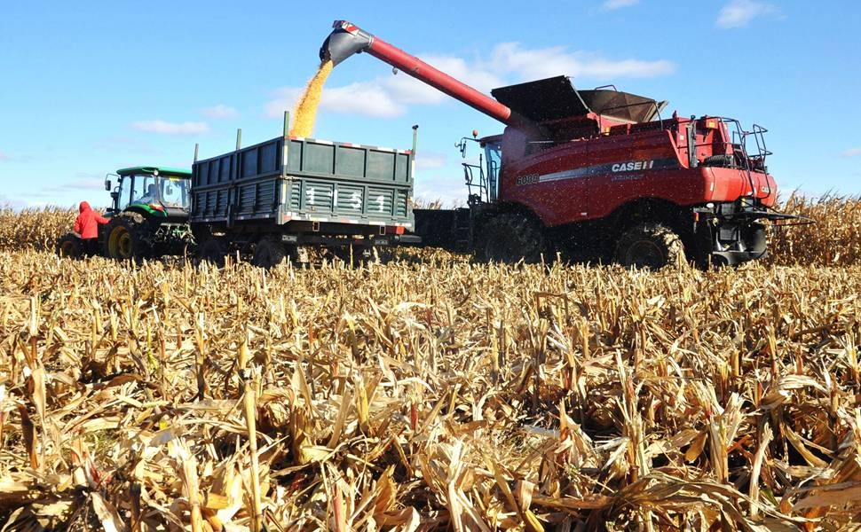 智慧农机助力秋粮夺丰收