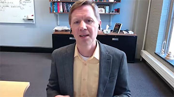 麻省理工化学系主任：与晶泰科技合作将收获颠覆性未来