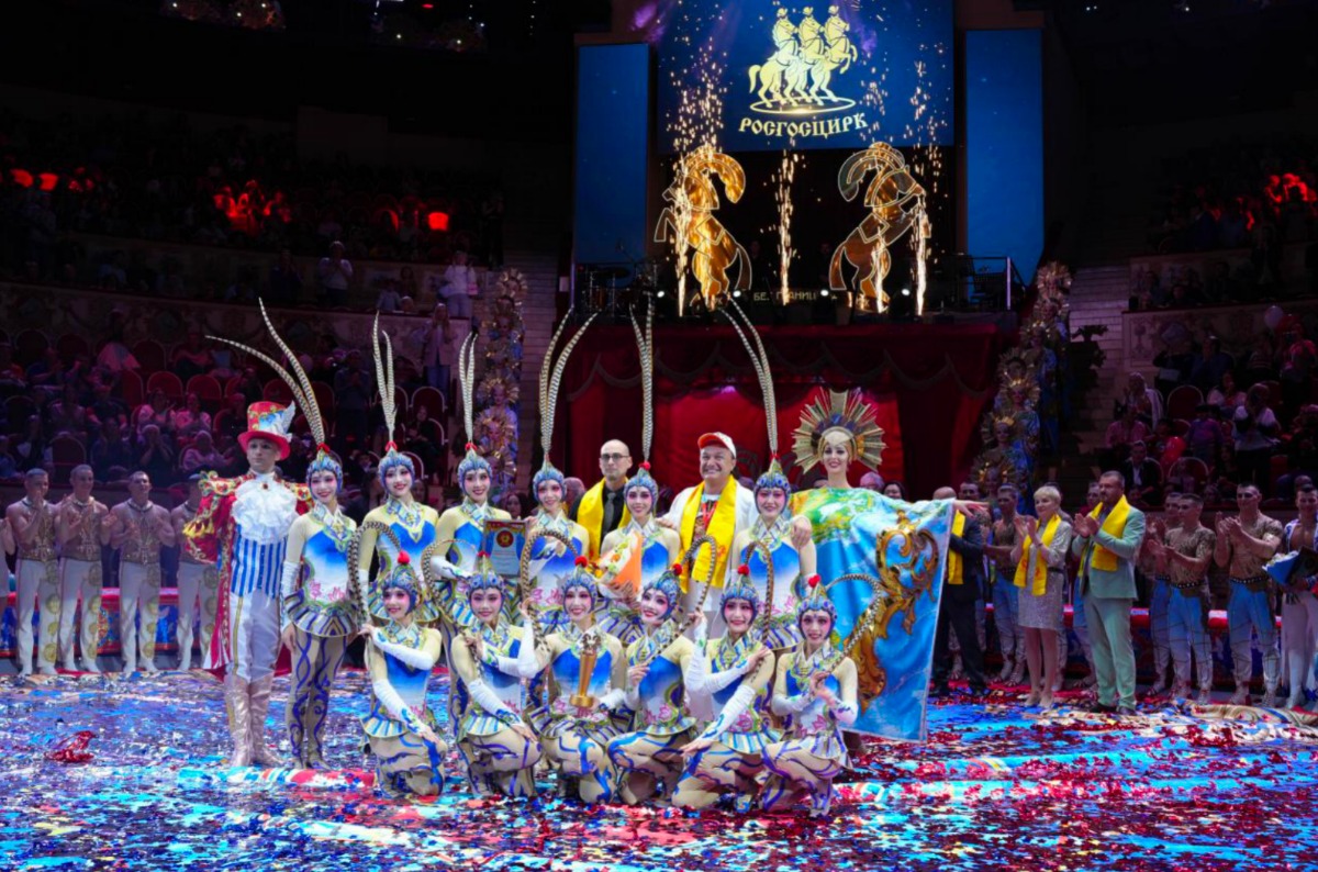 中国花旦“俏”动国际舞台 金奖节目《俏花旦·集体空竹》成为国际传播的经典符号