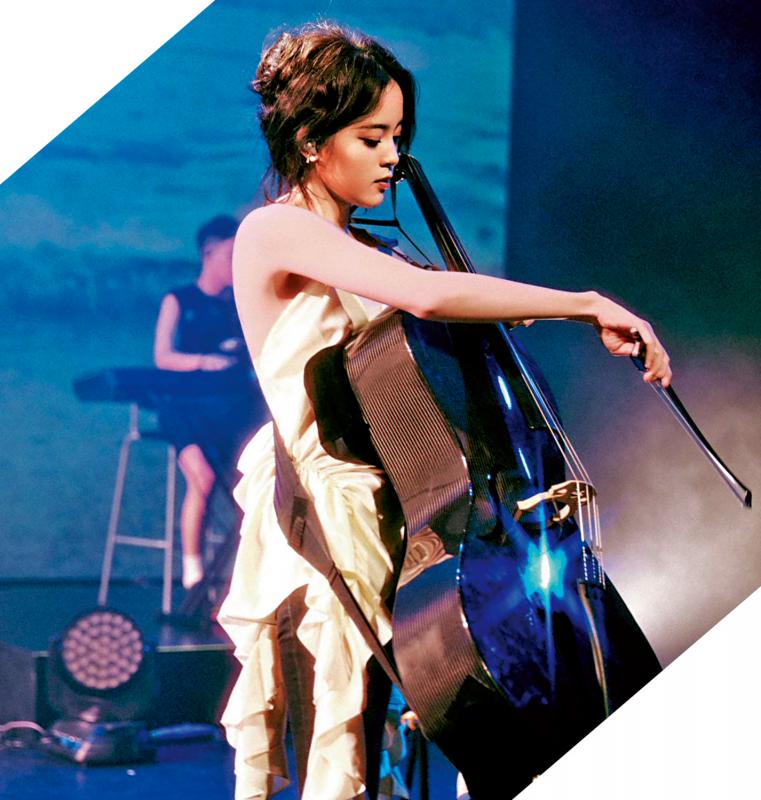 个人简介/欧阳娜娜