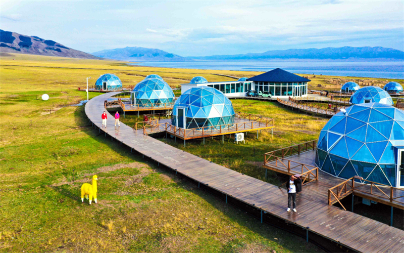 维护“中秋、国庆”假日期间全疆文化和旅游市场秩序，确保假日旅游市场安全