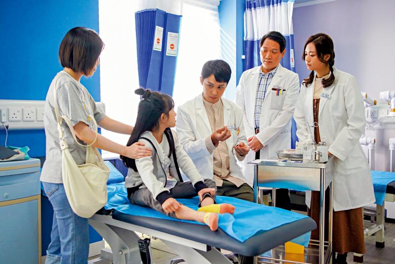 《你好，我的大夫》 勇闯未知路 医病先医“心”