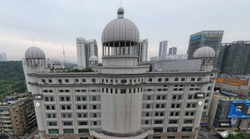 万顺置业名下万顺广场因无人出价流拍，第三次起拍价降至4.96亿元