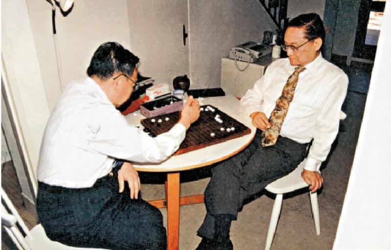 ﻿兴趣爱好/围棋对弈 以棋会友