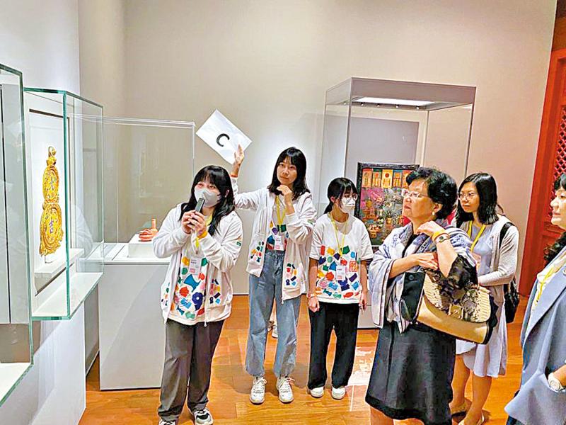 当文化大使 说好“故宫”故事