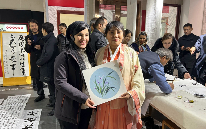 “旅游是建立友谊最好的方式”——上合组织代表团体验“塞外江南”