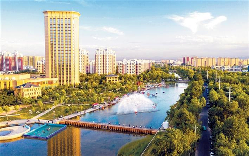 城市蝶变美如画 幸福生活踏歌来