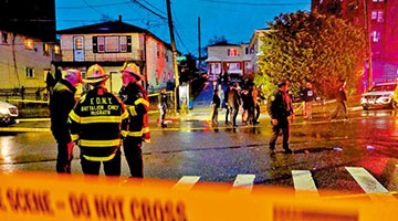 纽约男子杀4位家人被击毙