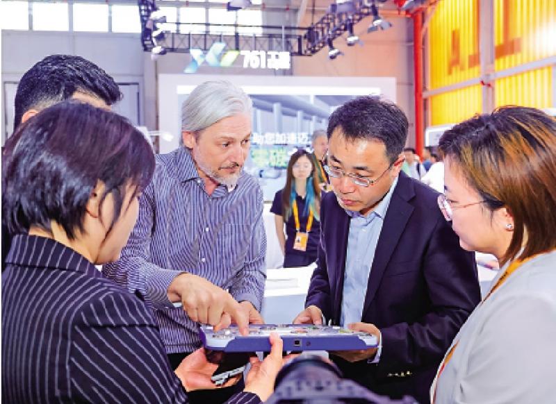 打通人员流动堵点 高水平开放助经贸