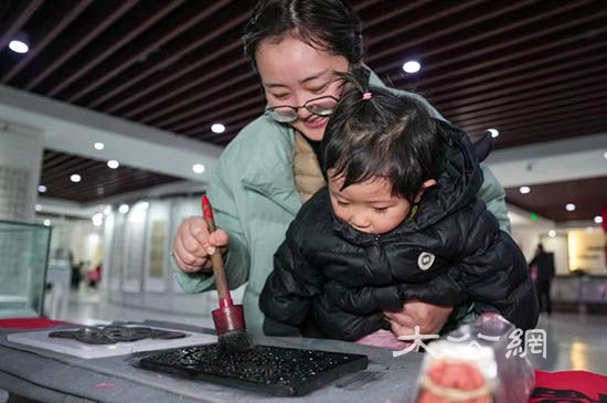 合肥蜀山：逛淘寶年貨節，尋蜀山非遺裏的年味