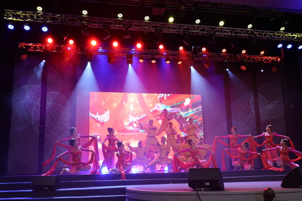 河南元素亮相津巴布韦 “欢乐春节．豫见非洲”第二场演出成功举行