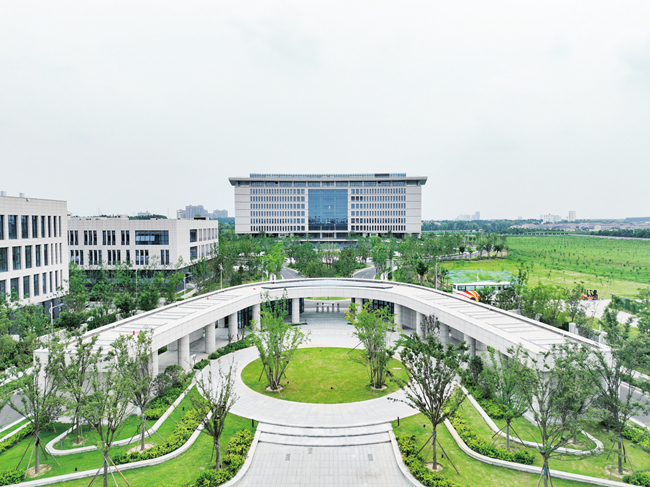 河南种业集团在中原农谷正式挂牌