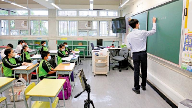 新聘英文教师IELTS评级须达7.5级