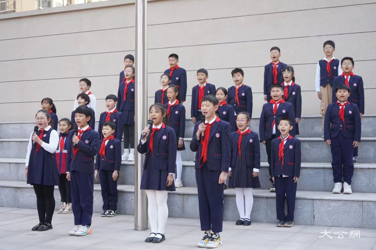 郑州市金水区外国语小学开展第四届校园读书节暨2024年“读书月”系列活动