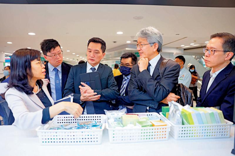 逾400港生赴粤实习 中医药科研合作加速