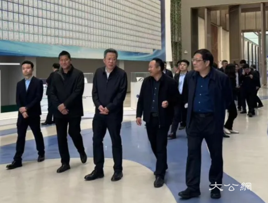 河南投资集团到信阳调研|推动省地合作互利共赢