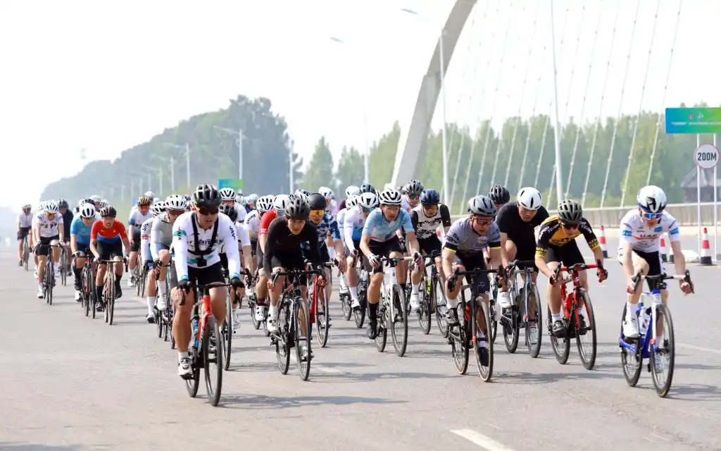 「行走是吾鄉」2024河南省自行車公開賽濮陽站開賽
