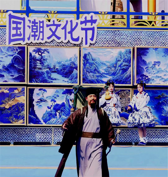 漢服遊園、真人互動……北京歡樂谷「國潮文化節」打造遊樂場所新玩法