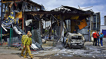 普京下令俄军举行核武演习