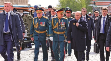 普京变阵 提名经济官员任防长