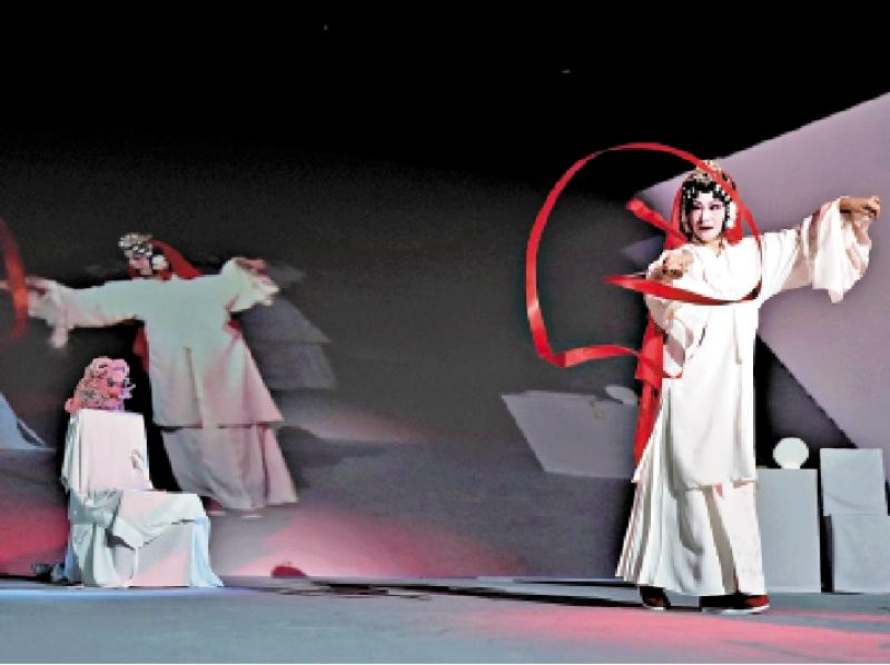 陈近南雕塑亮相启德邮轮码头