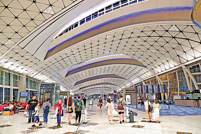 机场购物攻略 平买免税名牌