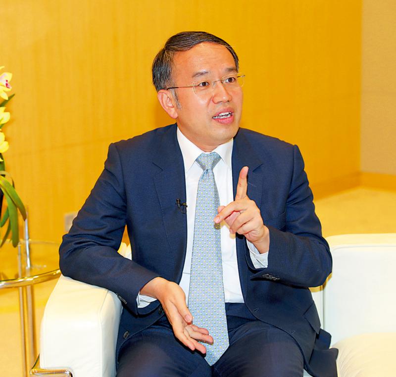 成绩理想/许正宇：已助89间家办立足香港