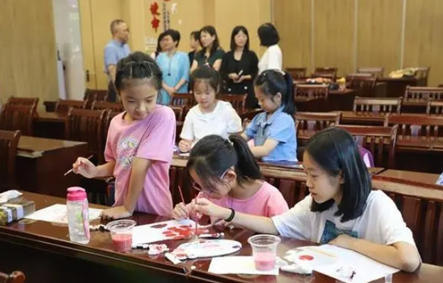 厦门：工会有补贴，基层单位开办350个暑托班