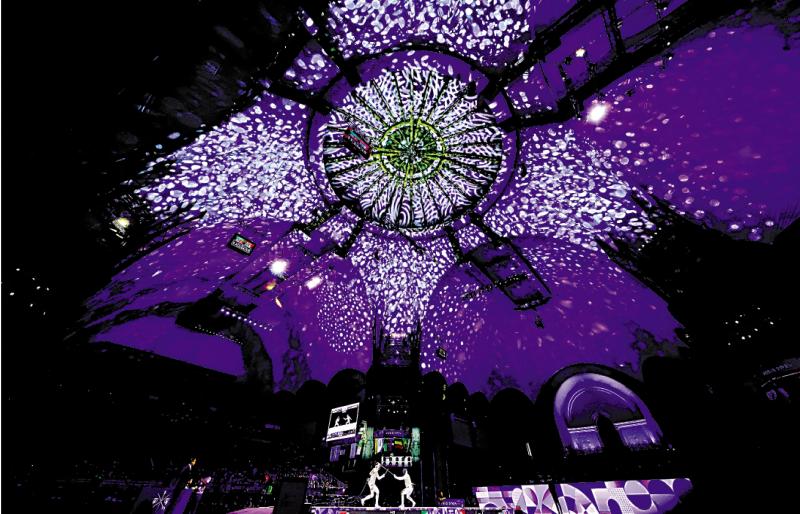 巴黎大皇宮煥新生 吸引大批遊客朝聖