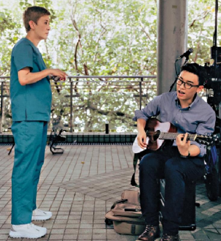 ﻿张天赋演绎新歌《笔友》难忘戏中情